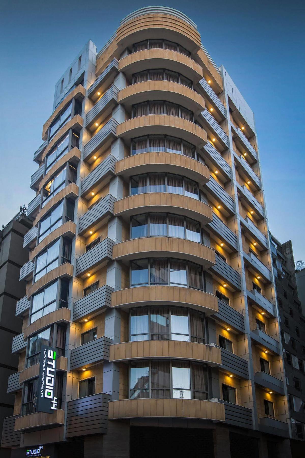 44 Aparthotel 4*
