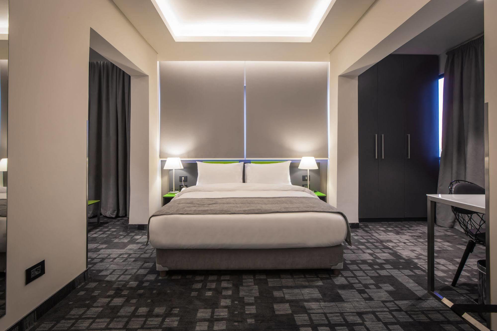 Aparthotel 44 4*